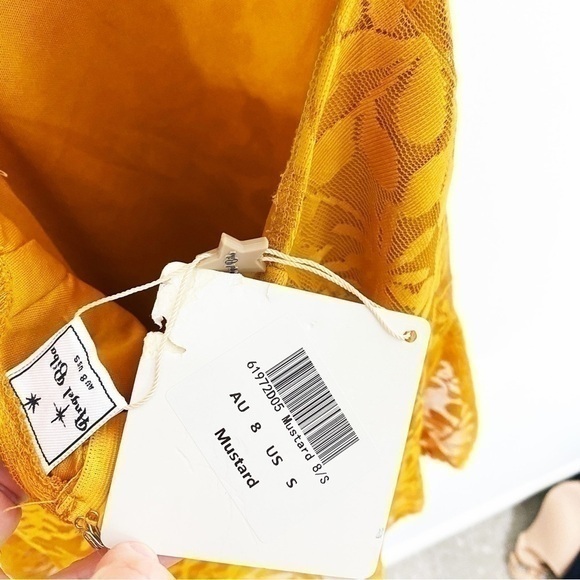 Angel Biba NWT Small Mustard Yellow Lace Open Back Mini Dress Sleeveless - Picture 7 of 11